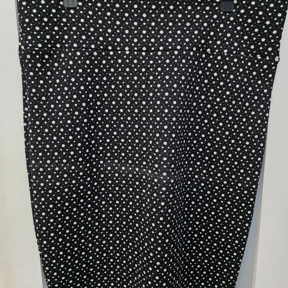 uLaRoe Cassie Pencil Skirt Size XL Black White Polka Dot Thick Fabric Work Retro - Picture 6 of 6